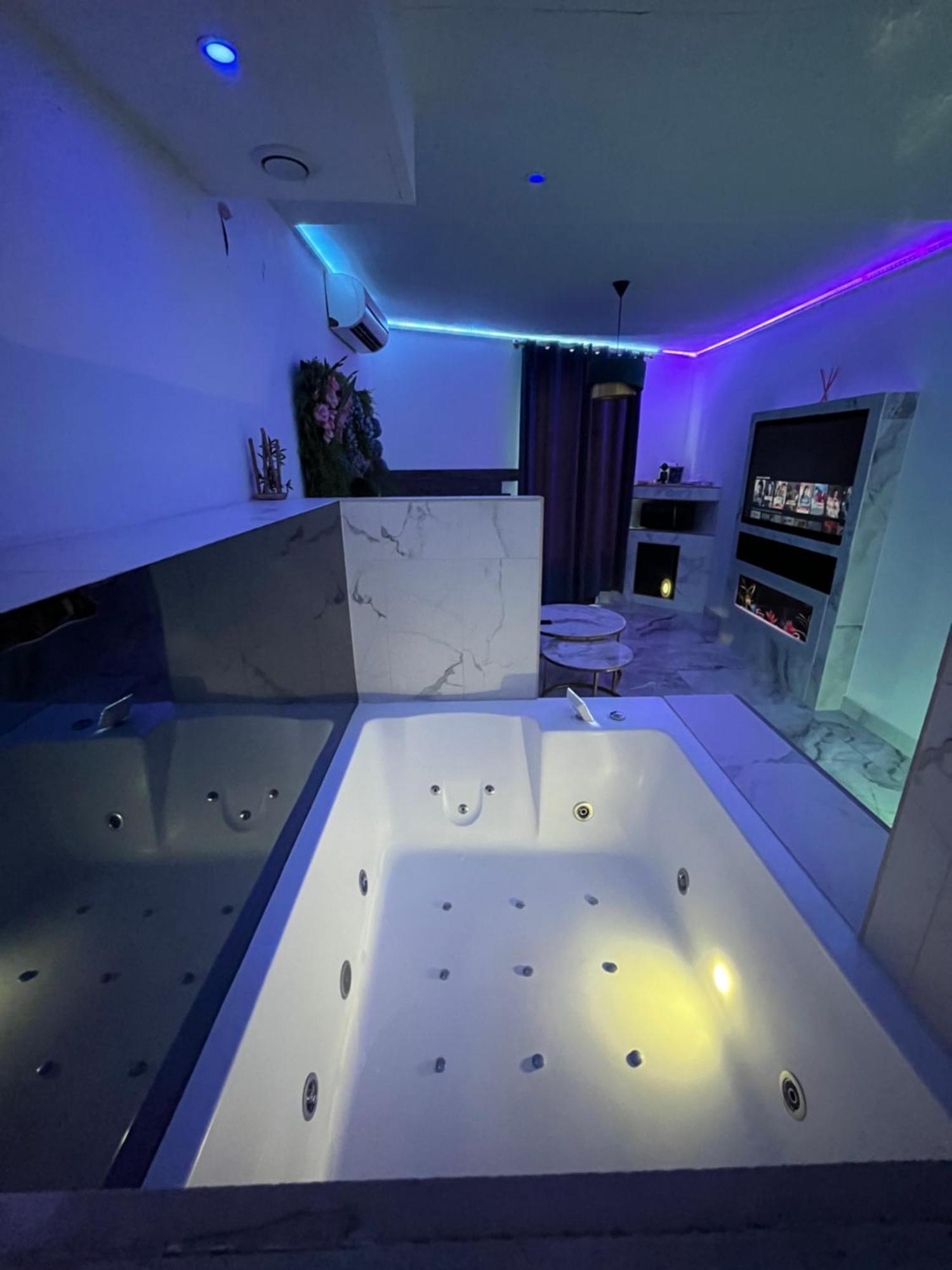Apartmán Le Blue Aubervilliers Exteriér fotografie