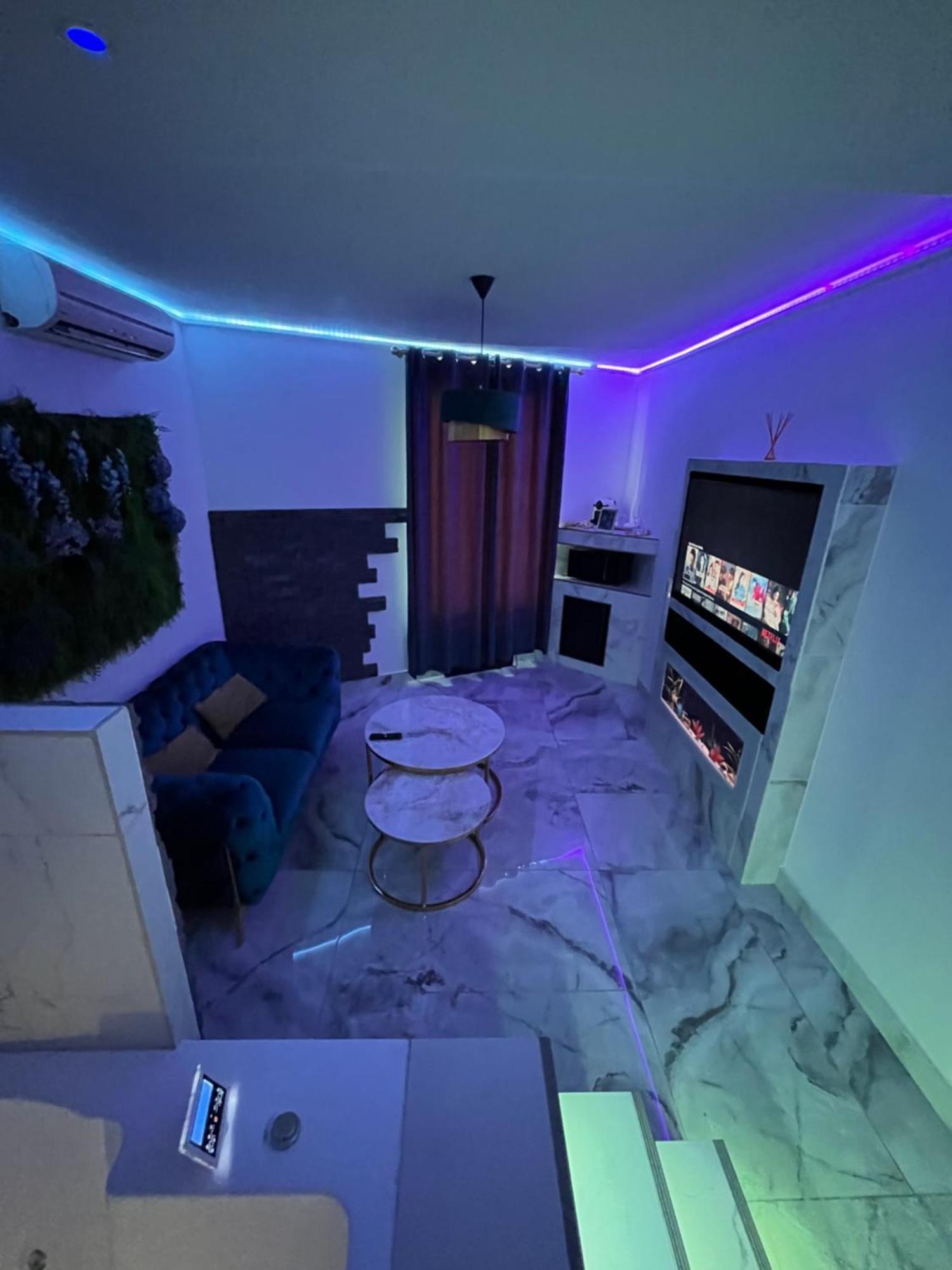 Apartmán Le Blue Aubervilliers Exteriér fotografie
